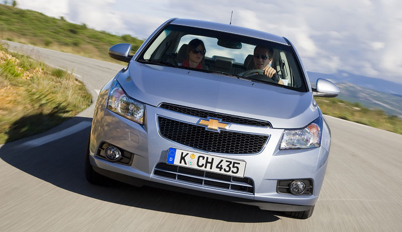 GM: Opel Insignia ST i Chevrolet Cruze -  ceny w Polsce (fotogaleria)