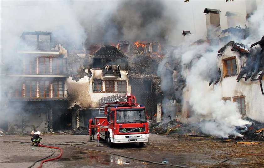 Potężny pożar strawił hotel. FOTO