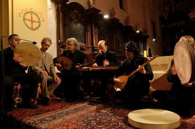 Concert de Hos Neva au monastère de Tyniec près de Cracovie - Photo Onet. 