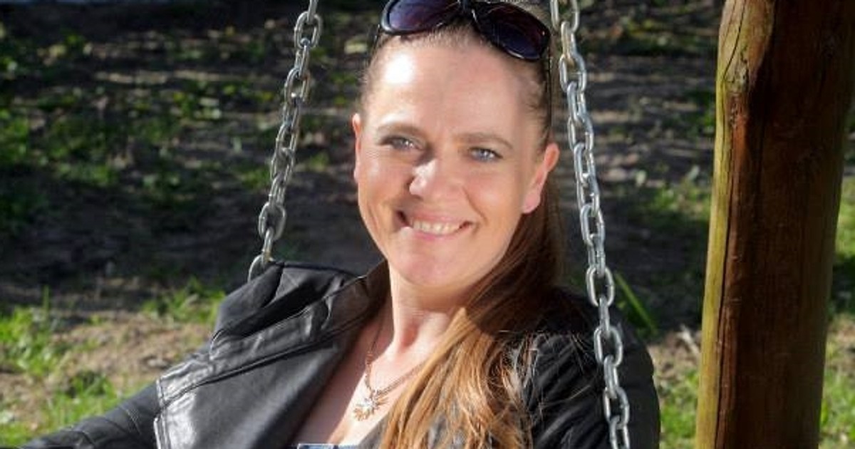 Rolnik Szuka Zony Rolniczka Kobieta W Rolnik Szuka Zony