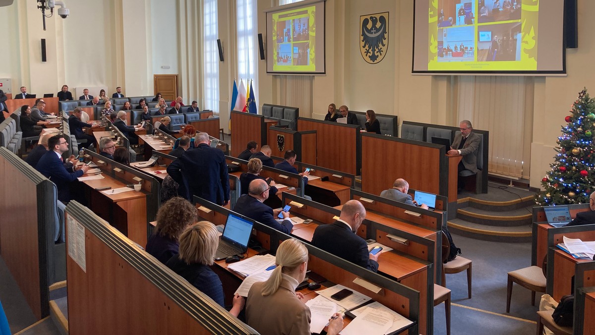 Opozycja nie dogadała się w sejmiku dolnośląskim. "Tusk zablokował"