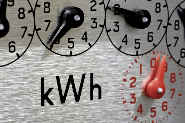 Z wdrożeniem sieci związana jest jednak instalacja odpowiednich urządzeń, które pozwolą na korzystanie ze wszystkich korzyści Smart grid. W tym przypadku konsumenci mogą być narażeni na bardzo poważne ryzyko oszustwa.