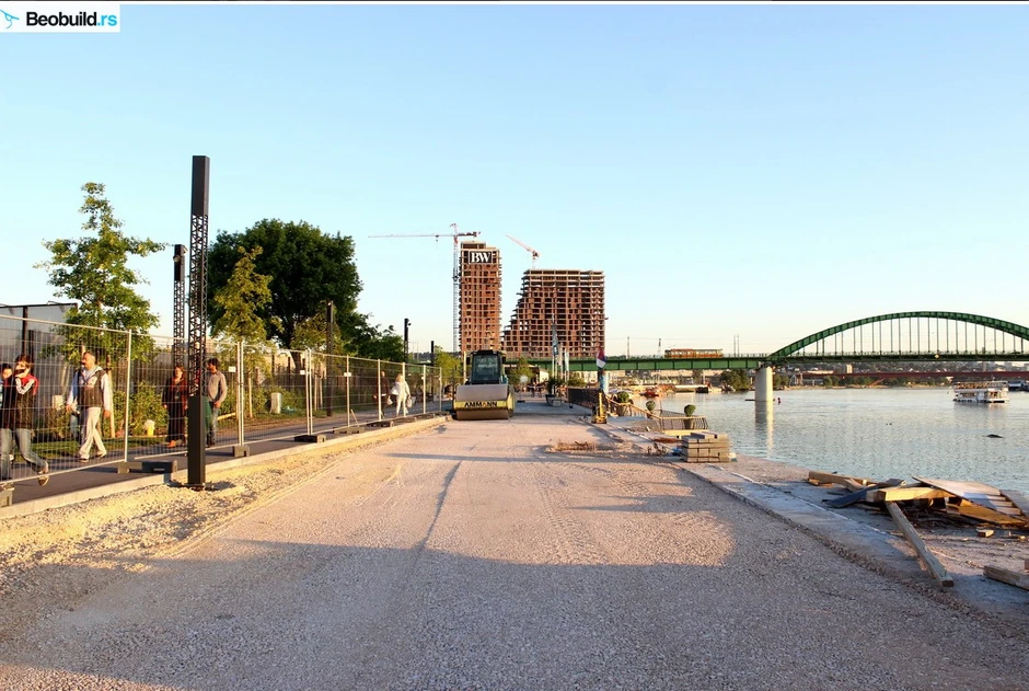 Radovi od Starog savskog ka Brankovom mostu