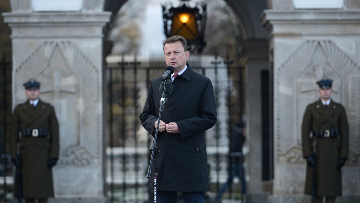 Warszawa: Pomnik Lecha Kaczyńskiego na Pl. Piłsudskiego. Decyzja sądu ws. śledztwa prokuratury