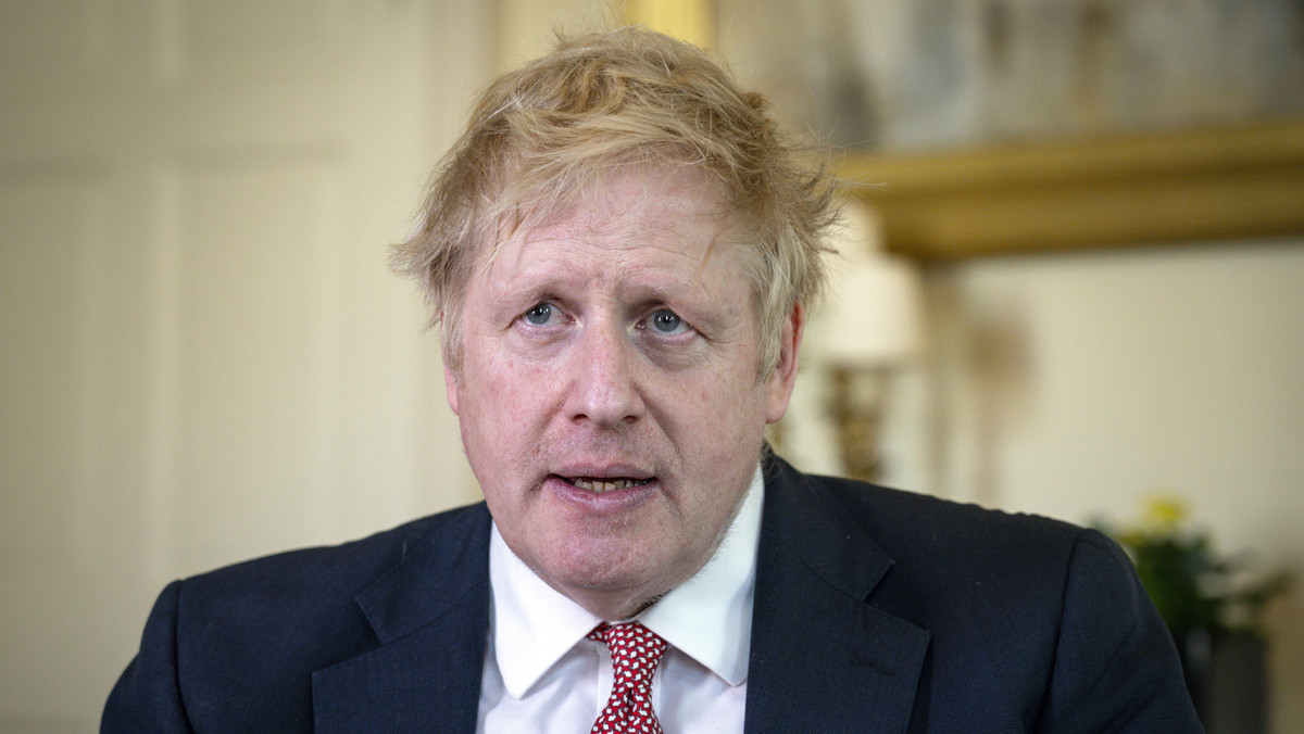 Wielka Brytania: Boris Johnson zapowiada, kiedy do działalności wrócą restauracje
