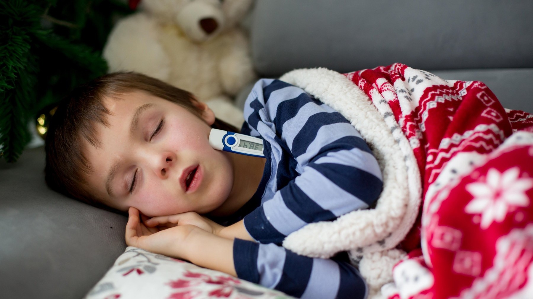 Нормальная температура у ребенка. Какая температура тела у спящего ребенка ночью. Температура спящего младенца. Температура спящего младенца. Температура в комнате для ребенка.