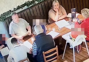 Porodica jela pa pobegla ne plativši račun