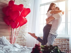 Walentynki coraz droższe. Ile wydamy na randkę? RAPORT