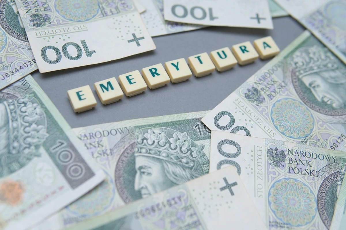 Zupełnie nowa emerytura - dla kobiet w wieku 40 lat i mężczyzn w wieku 45 lat. Już po 20 latach pracy. Ale tylko dla tej grupy zawodowej