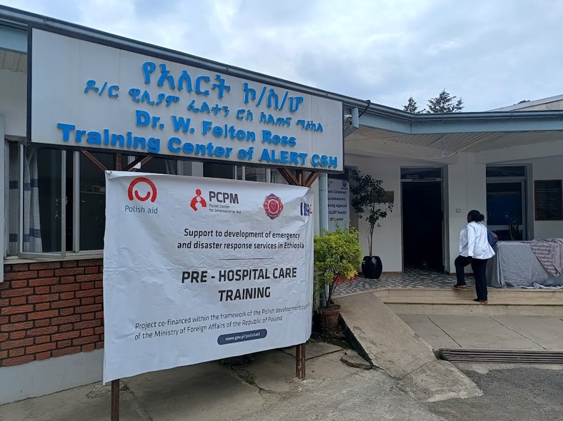 Szpital Alert w Addis Abebie. To tutaj Polskie Centrum Pomocy Międzynarodowej prowadzi kursy pierwszej pomocy dla pielęgniarek i kierowców ambulansów.