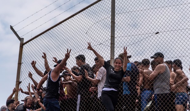 Migranti pokušavaju da pređu iz Maroka u špansku enklavu Seutu, Španija digla vojsku