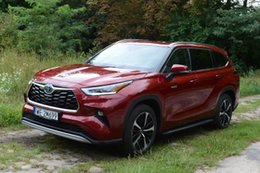 Test Toyoty Highlander. Luksus w amerykańskim stylu i do tego mało pali