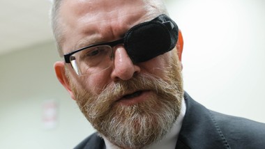 sensacyjny sondaż wyborczy. braun wyprzedza mentzena i jest trzecią siłą