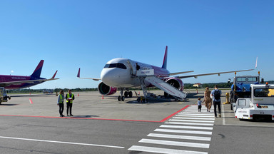 Pijany pasażer wymusił zawrócenie samolotu na lotnisku w Gdańsku