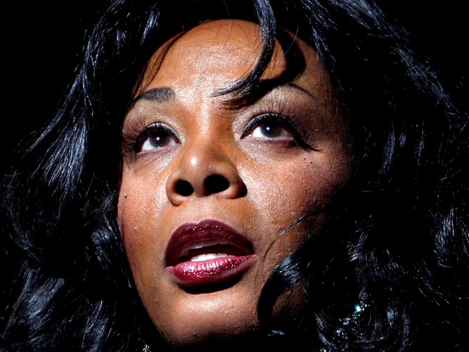 Donna Summer podczas koncertu 'Night of the Proms' w Rotterdamie – listopad 2007