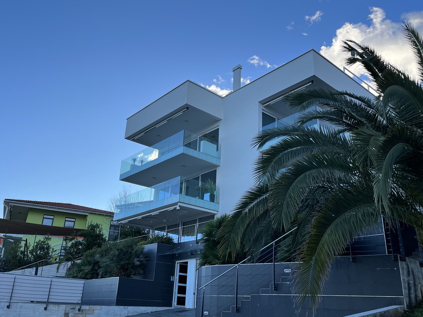 Vila Saše i Suzane u Opatiji