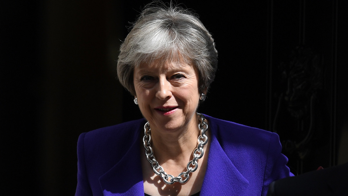 Brytyjska premier Theresa May zagroziła posłom Partii Konserwatywnej sprzeciwiającym się polityce rządu, że w przypadku porażki w głosowaniach dotyczących Brexitu jest gotowa doprowadzić do przedterminowych wyborów - poinformował dziś dziennik "The Times".