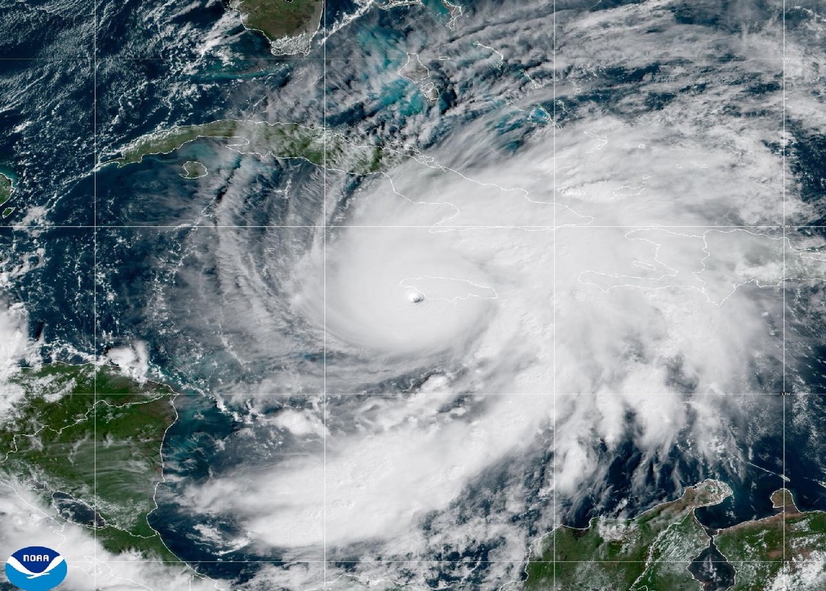 Huragan Melissa nadciągnął nad ląd. Co z Europą?