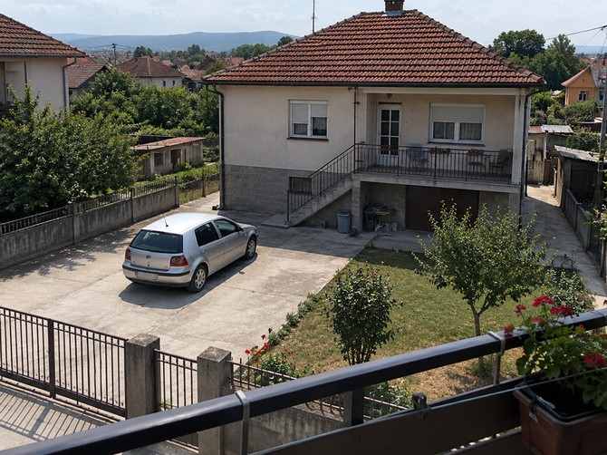 Niko više ispred kuće ne pravi parking od livenog betona