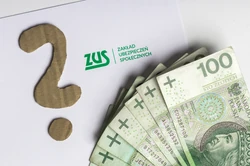 Zmiana w terminach wypłacania emerytur w sierpniu. Część osób dostanie pieniądze wcześniej