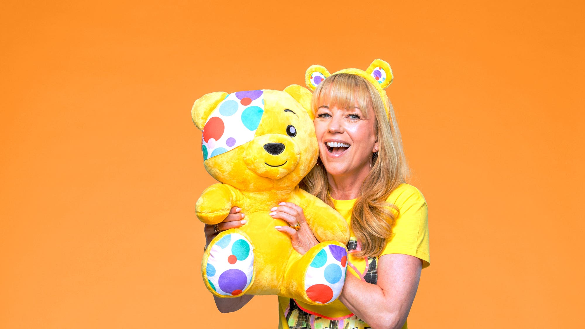 Sara Cox raises over £4m for Children In Need with 135-mile challenge
