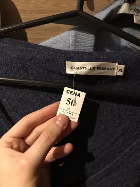 Wełniany sweter z lumpeksu za 50 zł