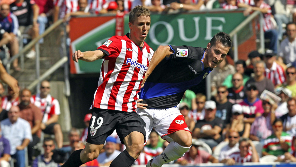 Athletic Bilbao zremisował 1:1 z Rayo Vallecano w spotkaniu 1. kolejki hiszpańskiej Primera Division. W innym niedzielnym spotkaniu Atletico Madryt podzieliło się punktami z Osasuną, remisując 0:0.