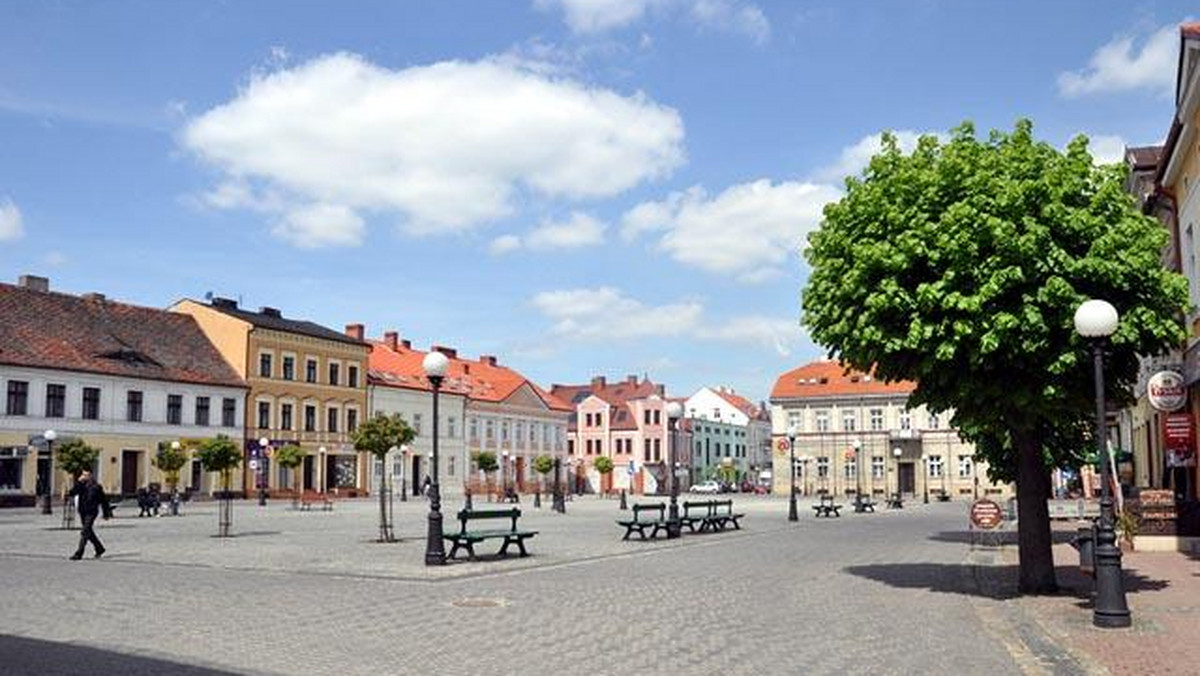 Dobiegają końca prace renowacyjne przy unikatowym w skali kraju i Europy XII-wiecznym słupie milowym w Koninie (Wielkopolska). Słup jest najstarszym zachowanym znakiem drogowym w Polsce.