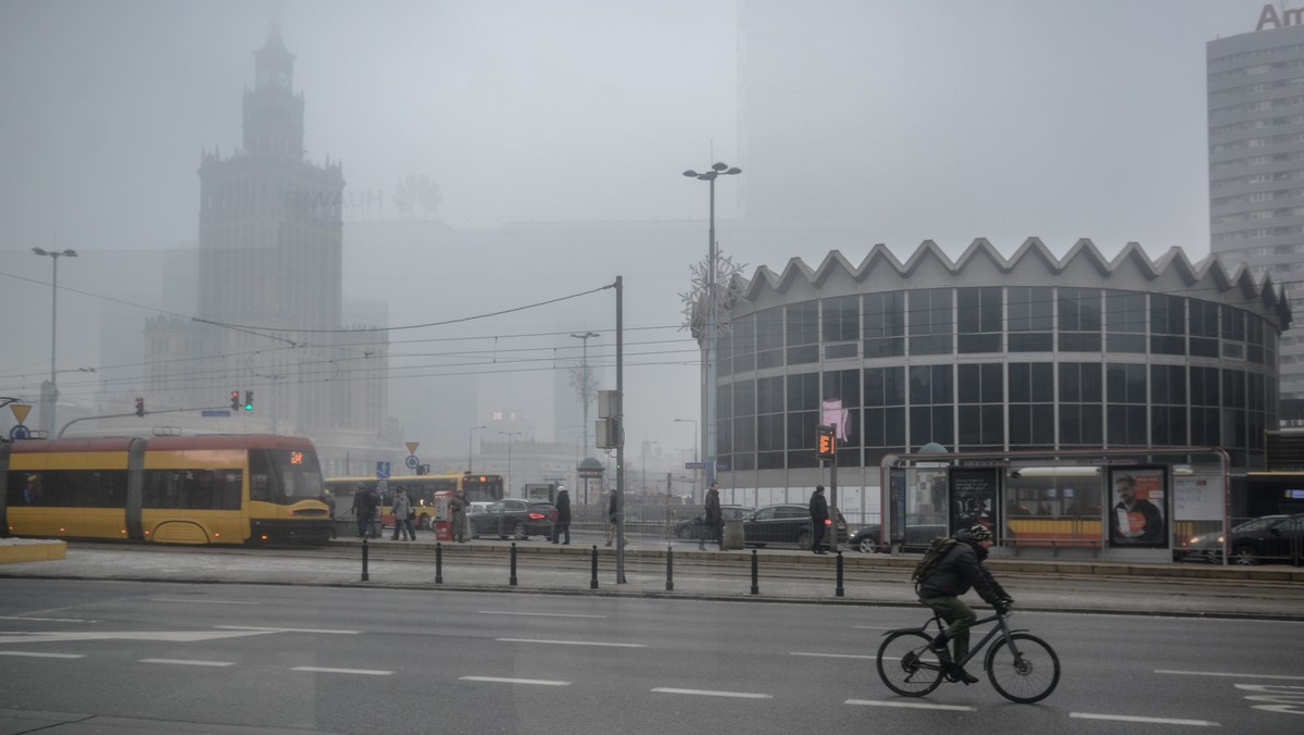 WARSZAWA CENTRUM SMOG (smog)