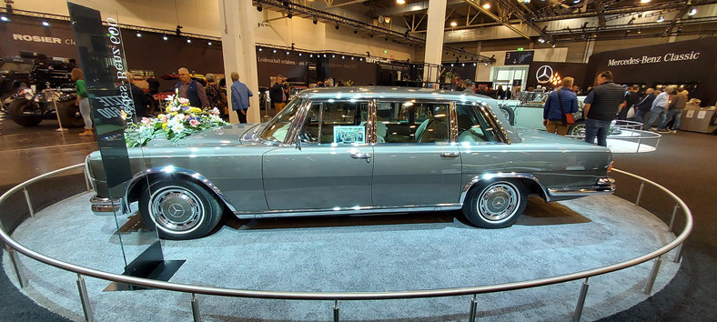 Mercedes 600