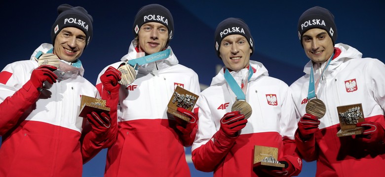 Pjongczang 2018: Kamil Stoch, Dawid Kubacki, Stefan Hula i Maciej Kot odebrali brązowe medale