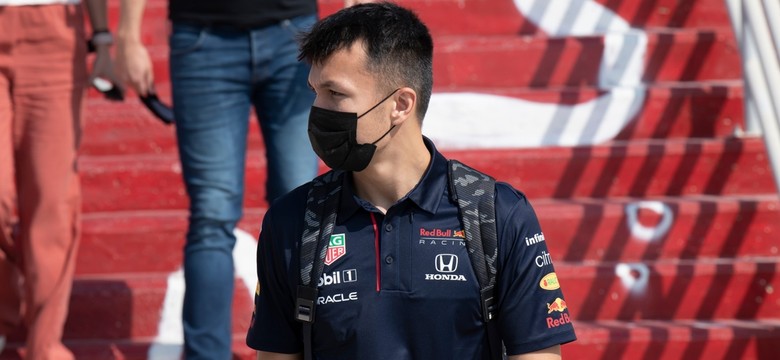 Alex Albon po operacji wyszedł ze szpitala San Gerardo
