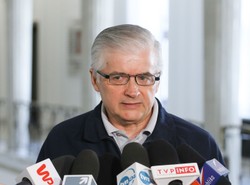 Cimoszewicz ostrzega przed planami Rosji i wytyka błąd PiS. "Wywołałby konflikt"