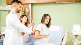 Znieczulenie zewnątrzoponowe a poród - korzyści, wady, opinie