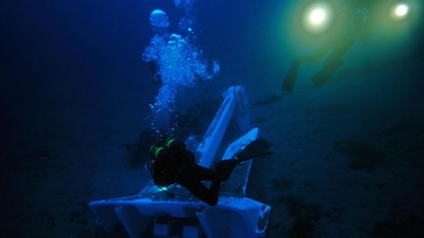 Tak wygląda wnętrze zatopionego statku Costa Concordia