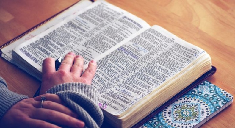 5 Bible verses that prove that praying is truly the key. [yagi]