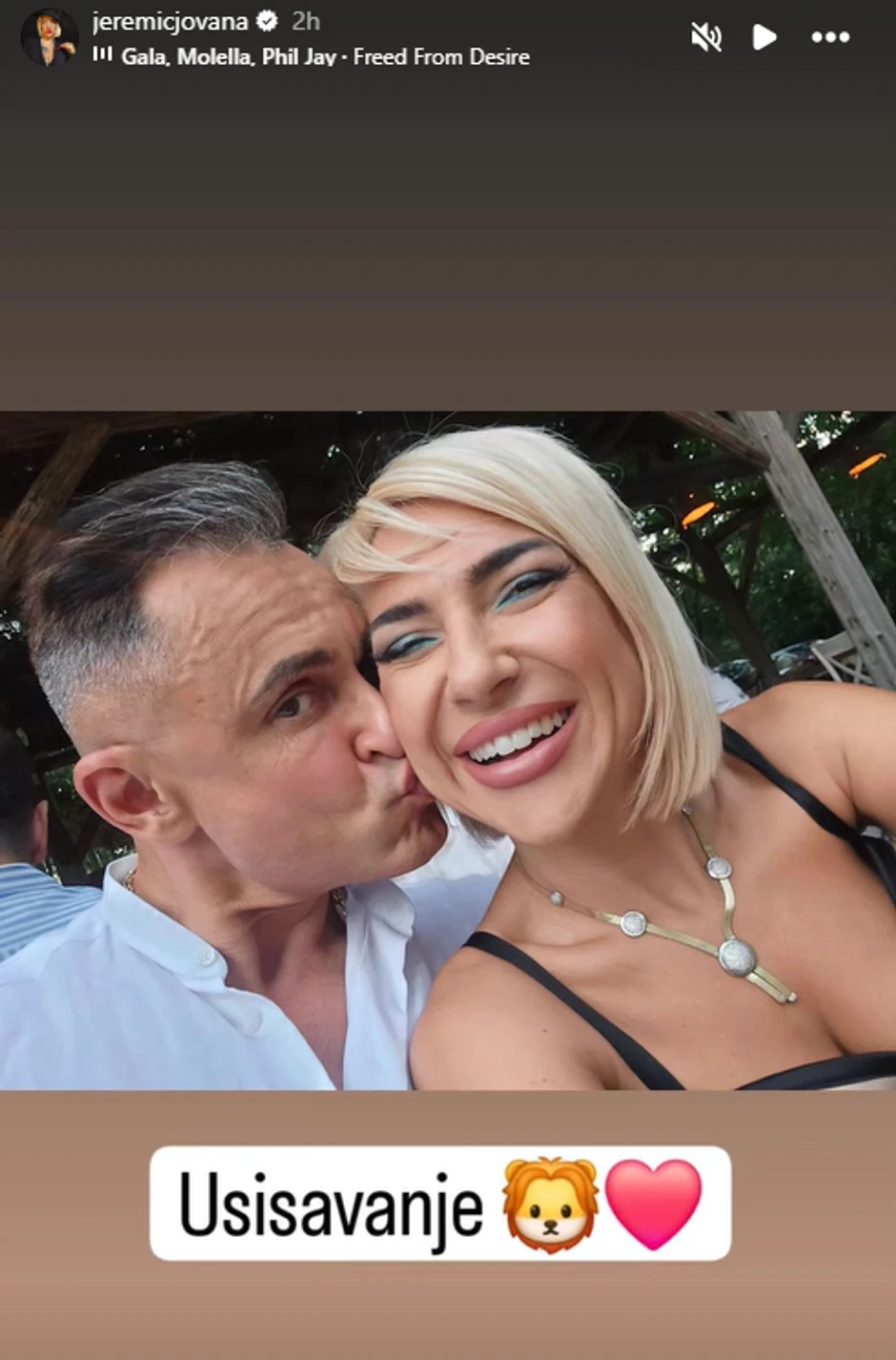 Jovana Jeremić sa dečkom