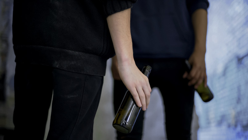 Alkohol kosztuje. Im jest droższy, tym lepszy. Ale, jak się okazuje, znacznie więcej można wydać na walkę z alkoholizmem.