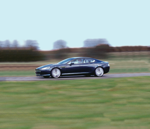 Aston Martin Rapide - Familijne Porsche z Anglii