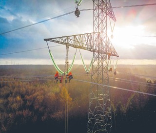 130 miliardów na inwestycje w sieci przesyłowe. To przyspieszy transformację energetyczną
