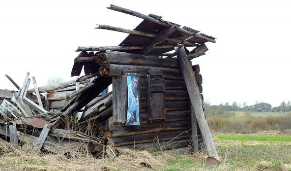 Rosja. Artysta przywraca życie opuszczonym wioskom