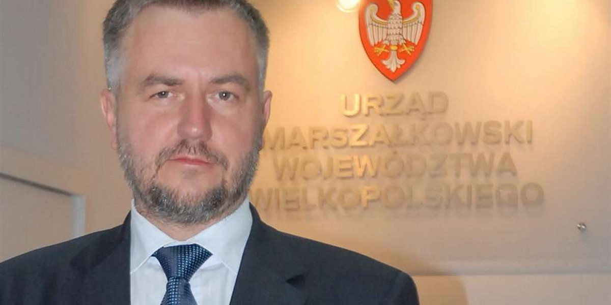 Urzędnicy marszałka uczą się za nasze