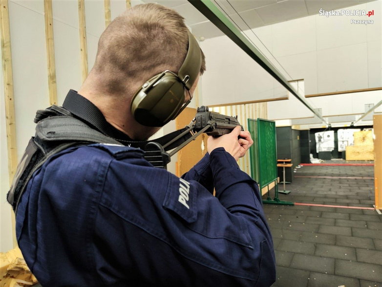 Szkolenie strzeleckie pszczyńskich policjantów - 28.11.2022 - autor: KPP Pszczyna