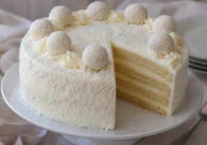 Letnja verzija čuvene torte Beli anđeo je apsolutni hit: Gotova je za 15 minuta