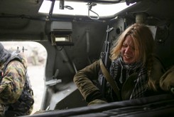 Ukraińskie ochotniczki z karabinem. Najsłynniejsza głoduje w więzieniu Putina. ZDJĘCIA