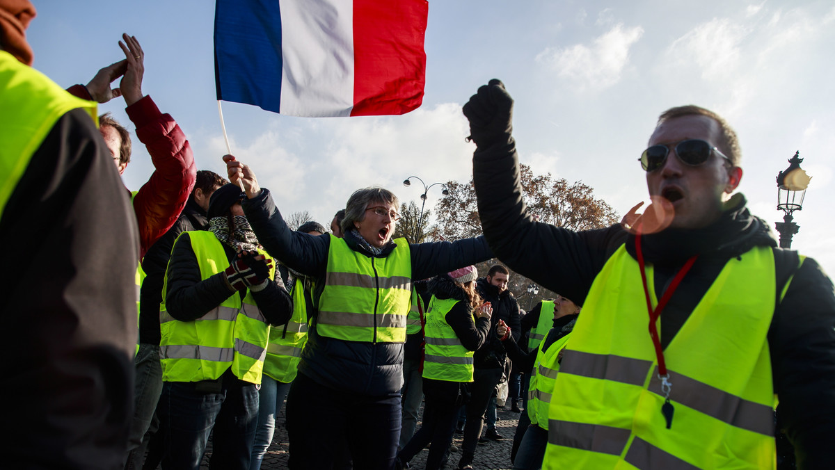 Francja: 409 rannych w protestach, jedna osoba nie żyje