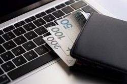 Waloryzacja 2024 r.: Świadczenia rodzinne a świadczenie 800 plus, Dobry Start, 1500 zł i 1900 zł w Aktywnym Rodzicu