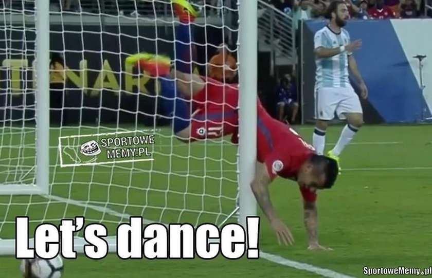 Messi na kolanach. Chile wygrało Copa America. MEMY