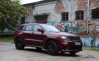 Jeep Grand Cherokee Trackhawk – kochajmy absurdy