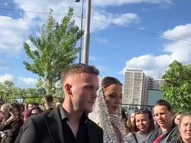 Maturantkinja iz Prištine oduvala konkurenciju, kao da je došla iz budućnosti